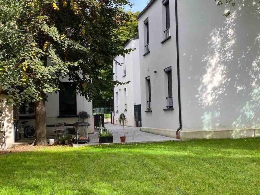 Saint-Maurice Face Au Bois De Vincennes Apartment Luaran gambar